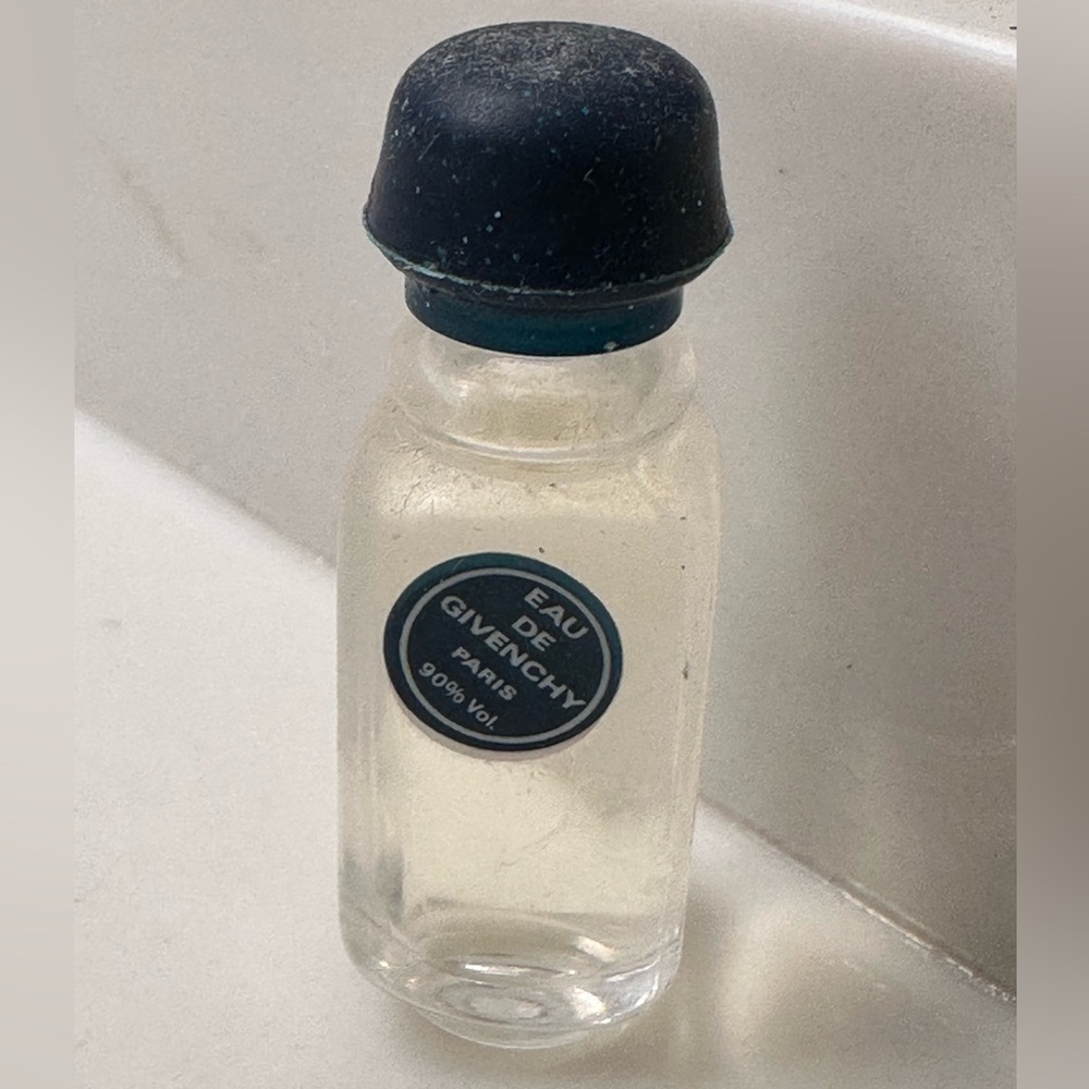 Givenchy miniature glass bottle cologne eau de parfume perfume
